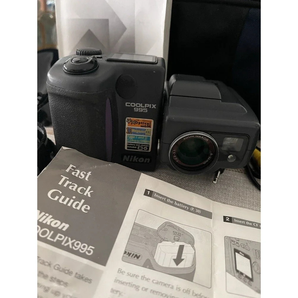 Nikon Coolpix P1x995 Black Camera bundle With Extras Ships From USA